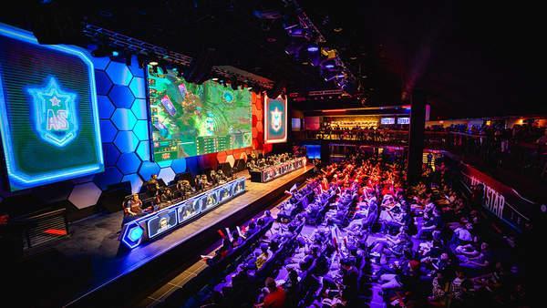 S赛小组赛第一日小结：JDG、RNG小组赛首战告捷，TES明日对阵GAM